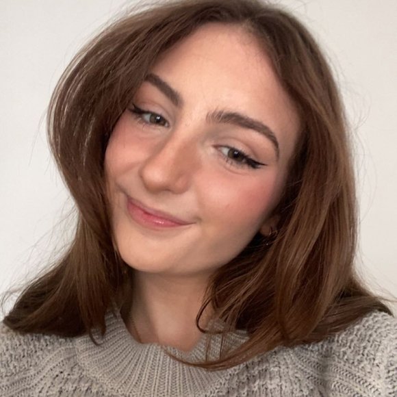 Meet your Posher, Allyson - Picture 1 of 1